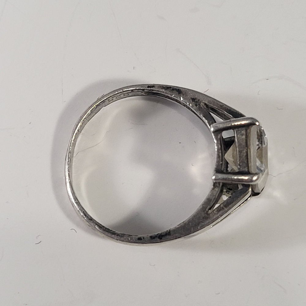 Vintage 925 Sterling Silver Ring Clear Glass Stone Size 8.5 - 4.8g‎ - Picture 4 of 9